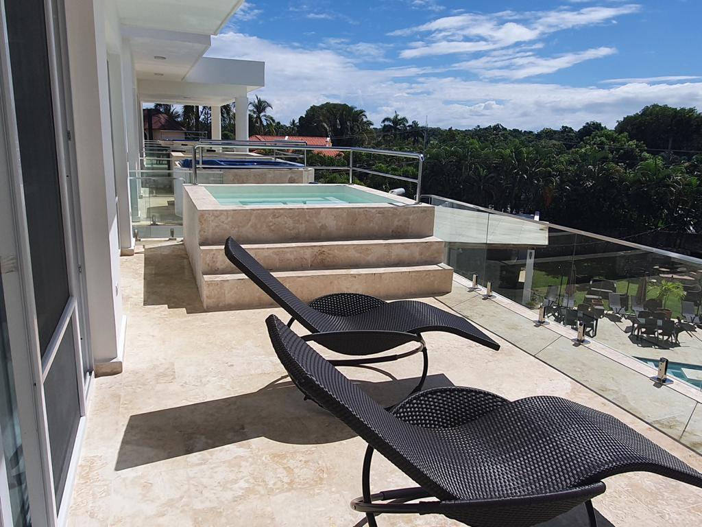 Beautiful Modern 2 bed Penthouse for Sale - photo 5