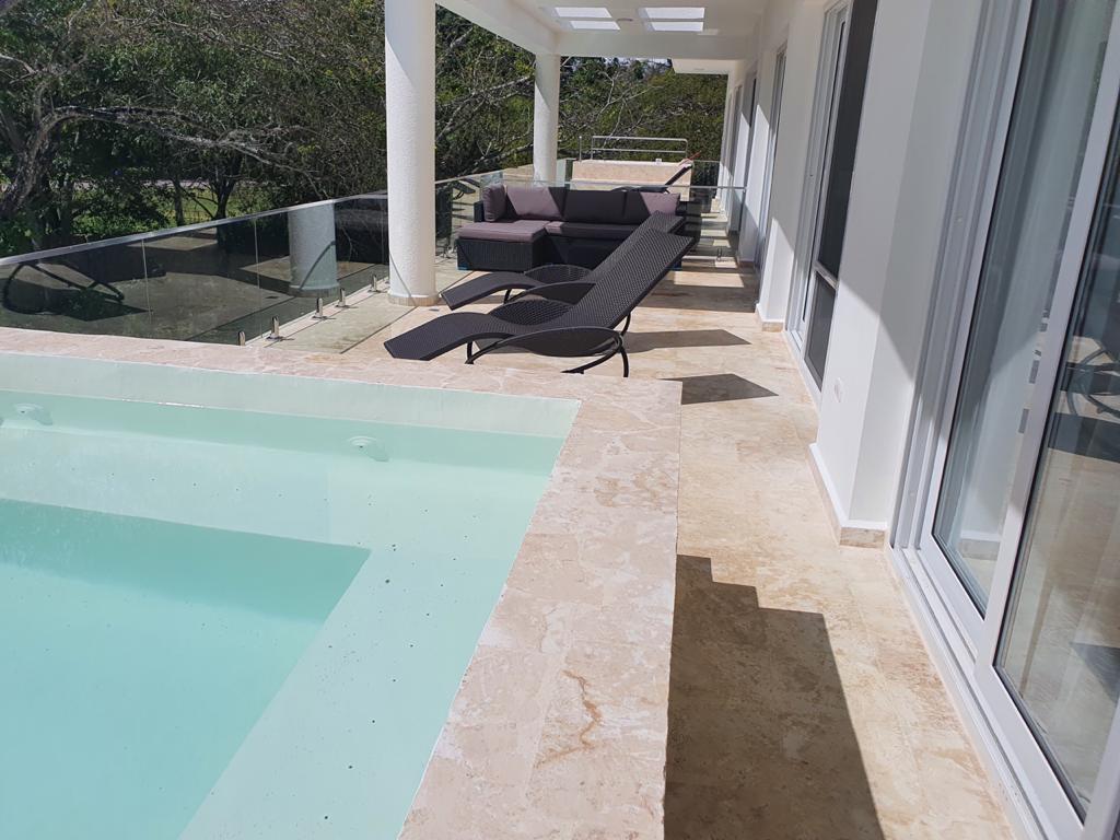 Beautiful Modern 2 bed Penthouse for Sale - photo 6