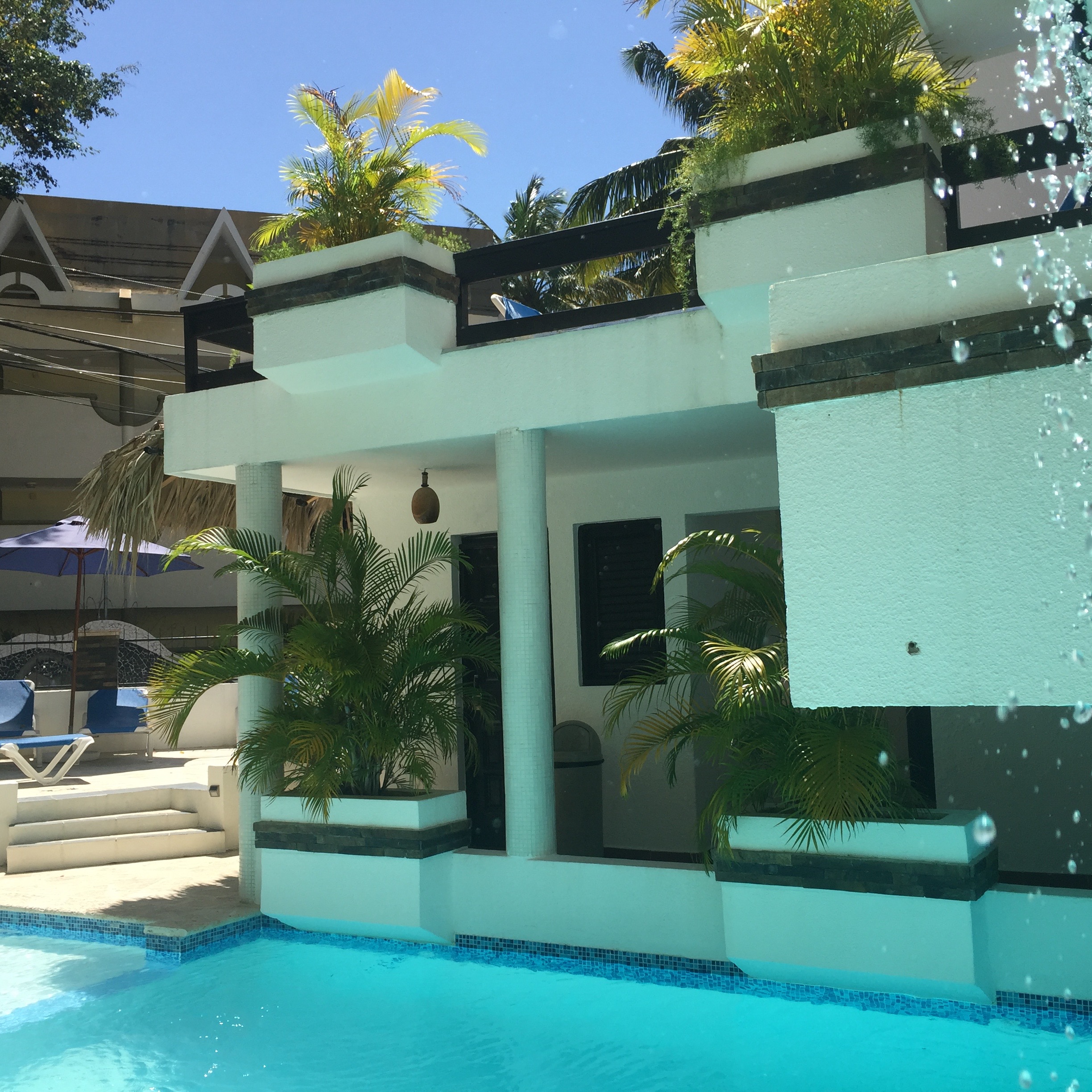 Hotel Opportunity!! 16 Unit Hotel in Sosua right near the Beach! - photo 1