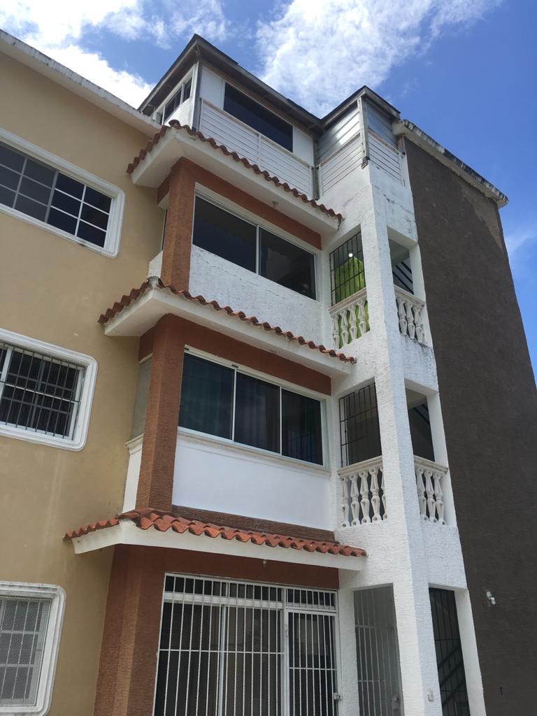 Building With 3 Apartments And A Penthouse In Puerto Plata For Sale - photo 1