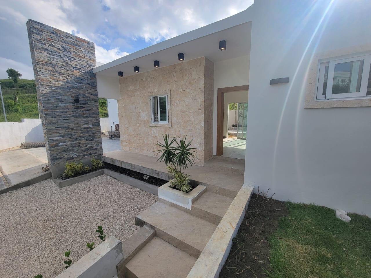 Brand-new Modern 2 Bedroom Villa in central Sosua for Sale - photo 2