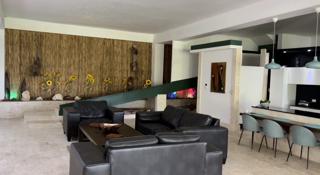Enchanting Hidden Modern Villa with Two Separate 2-Bedroom Apartments in the Countryside of Sosua for Sale - photo 6