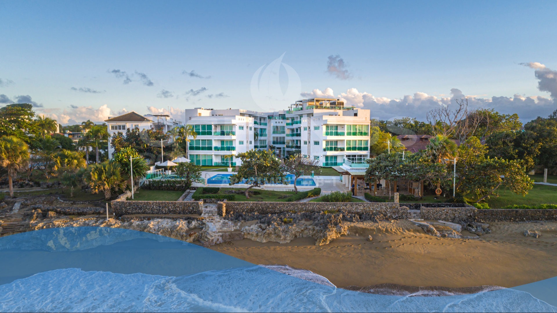 Two Bed Penthouse OceanFront For Sale Two Bed Oceanfront Penthouse For Sale - photo 1