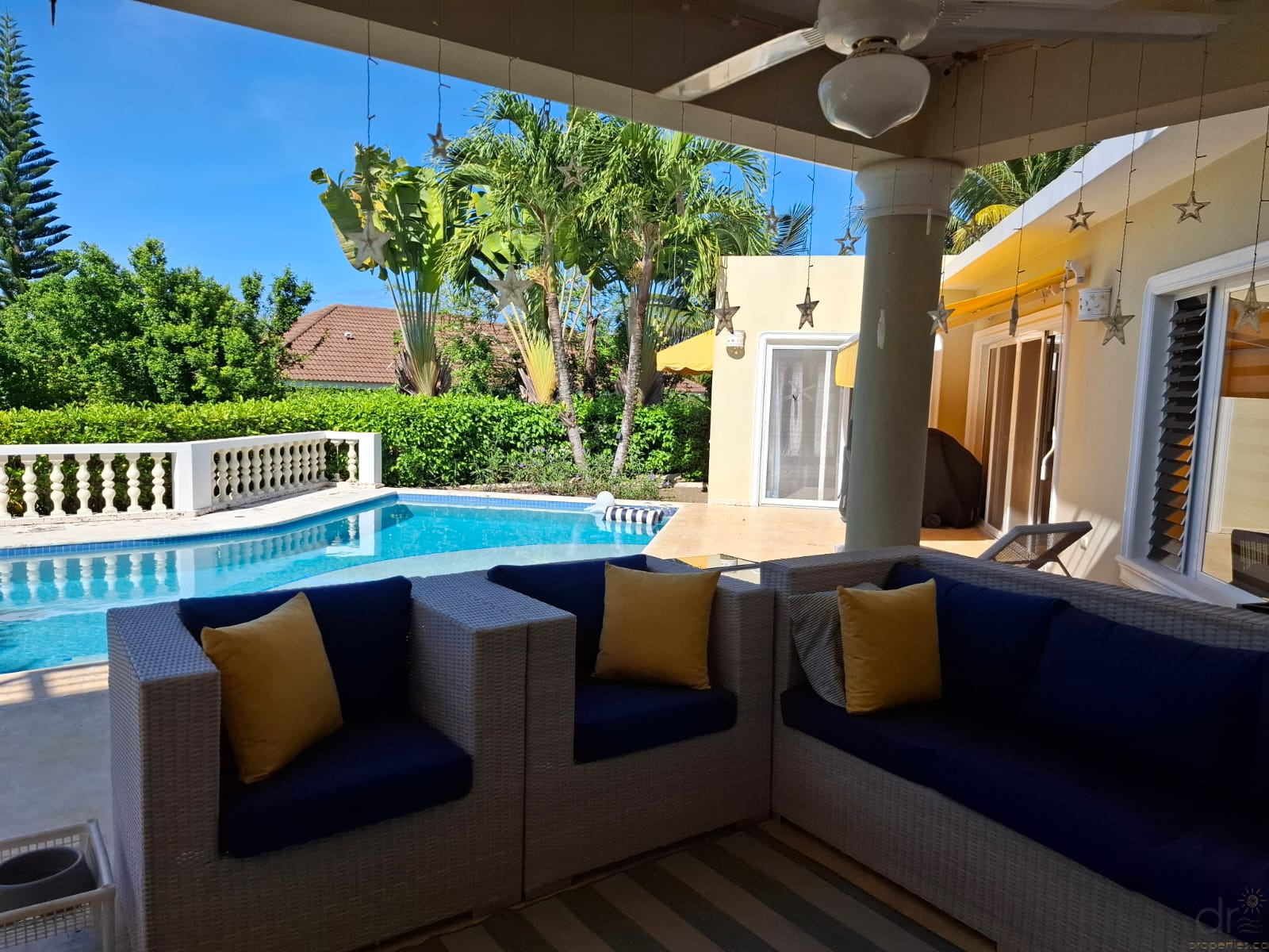 3 Bedroom Villa plus 1 Bedroom Full Guest House - photo 3