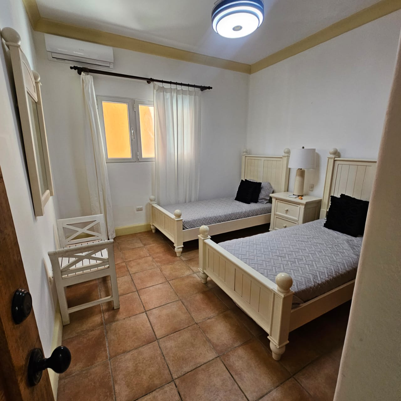 Two Bed oceanfront apartment in Gated Community - photo 6