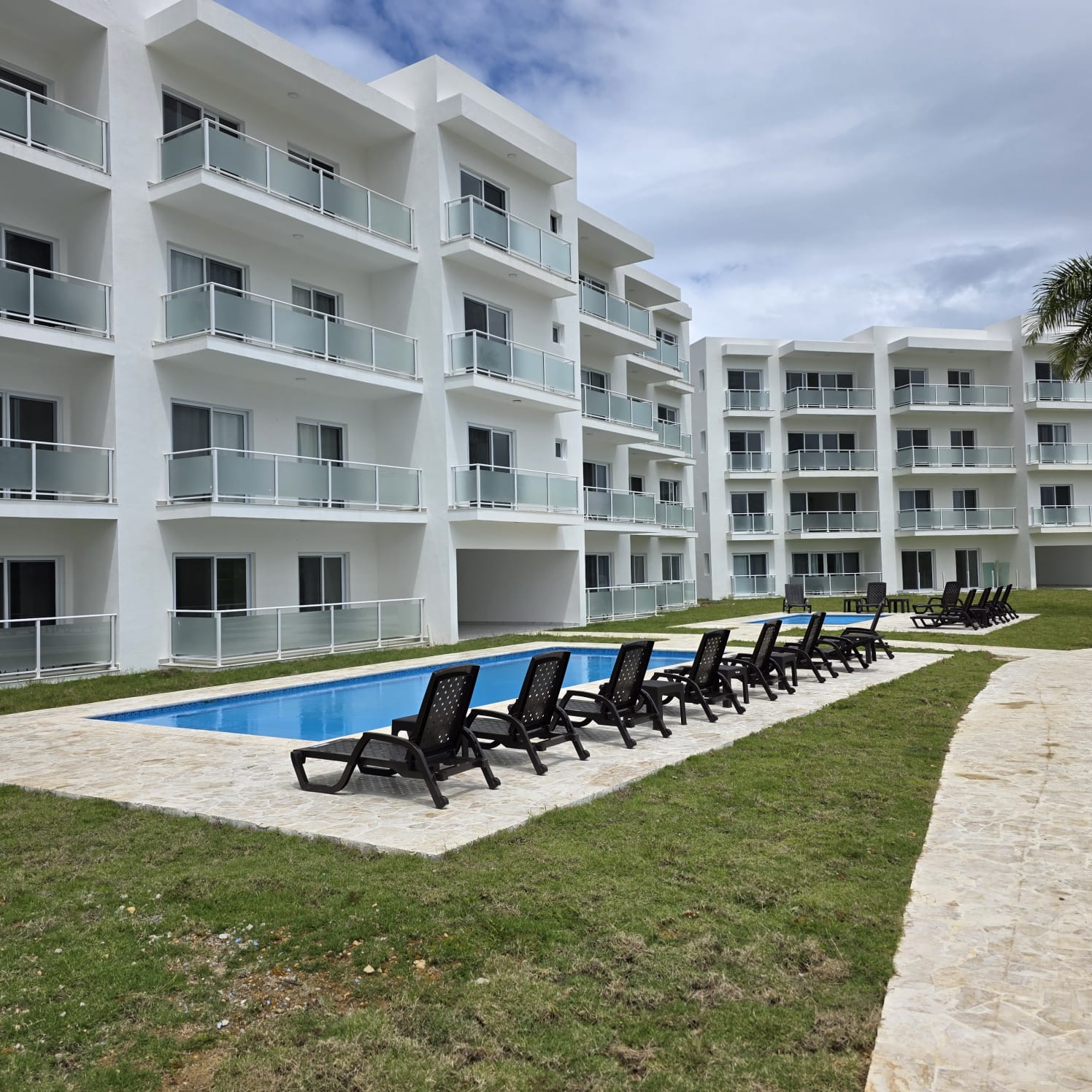 Brand New 1 Bed 1 Bath Condo – Gated Community - photo 4