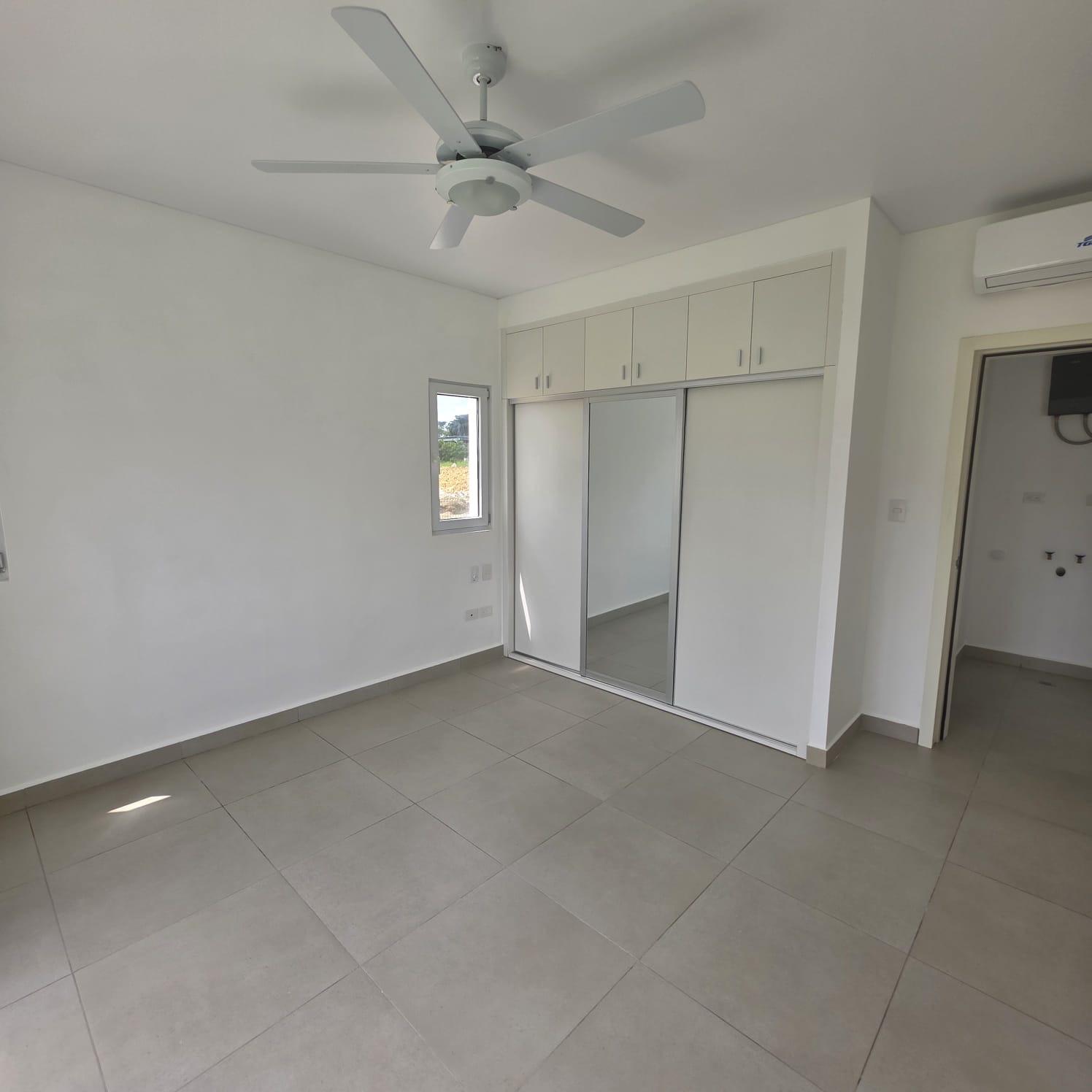 Brand New 1 Bed 1 Bath Condo – Gated Community - photo 6