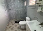 151409-bathroom_up_2
