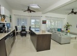 67904-img_6070r_web