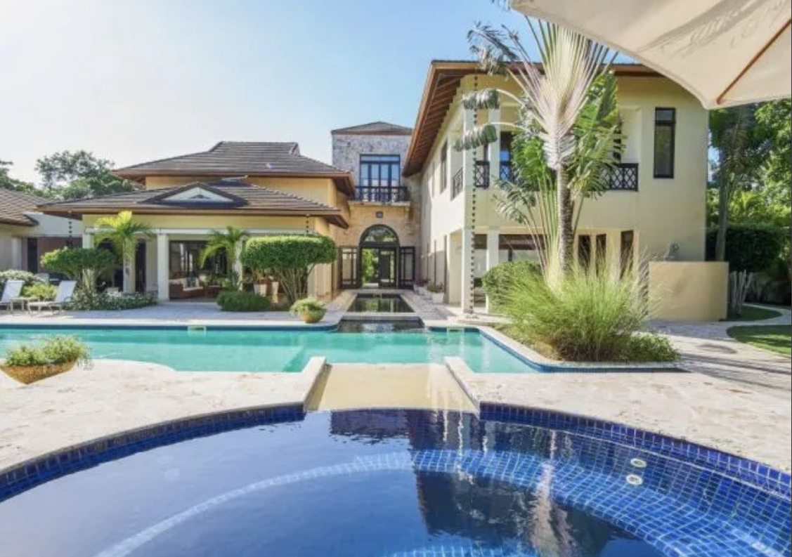 . Ultra luxurious villa in Sosua gated community - photo 1