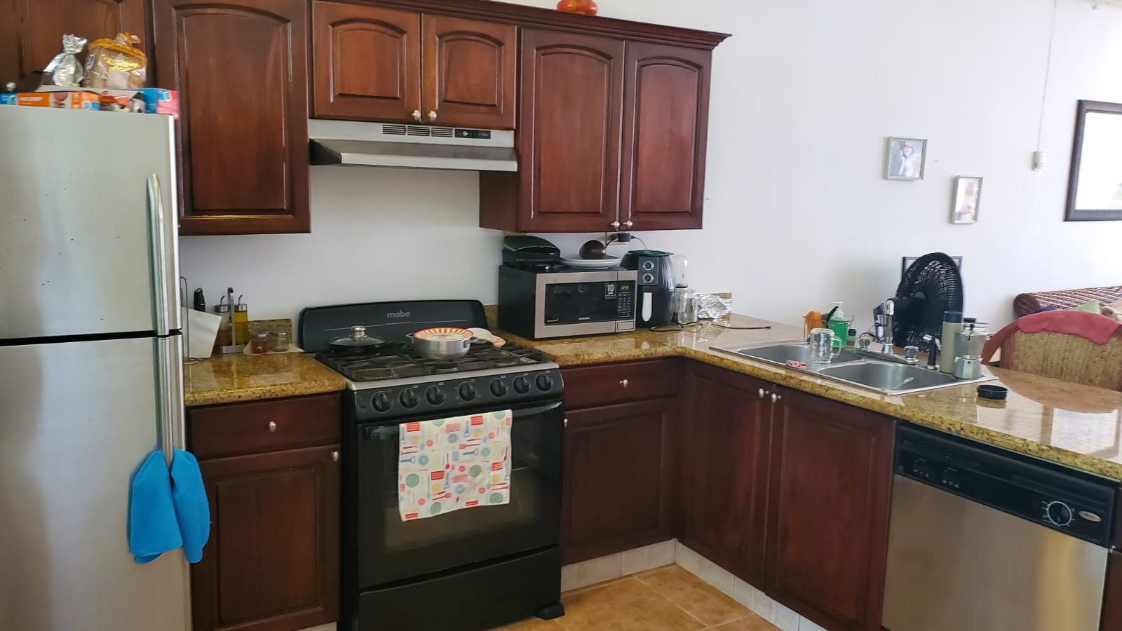 Beachfront Condo with Ocean Views Beachfront Condo with Ocean Views! - photo 2