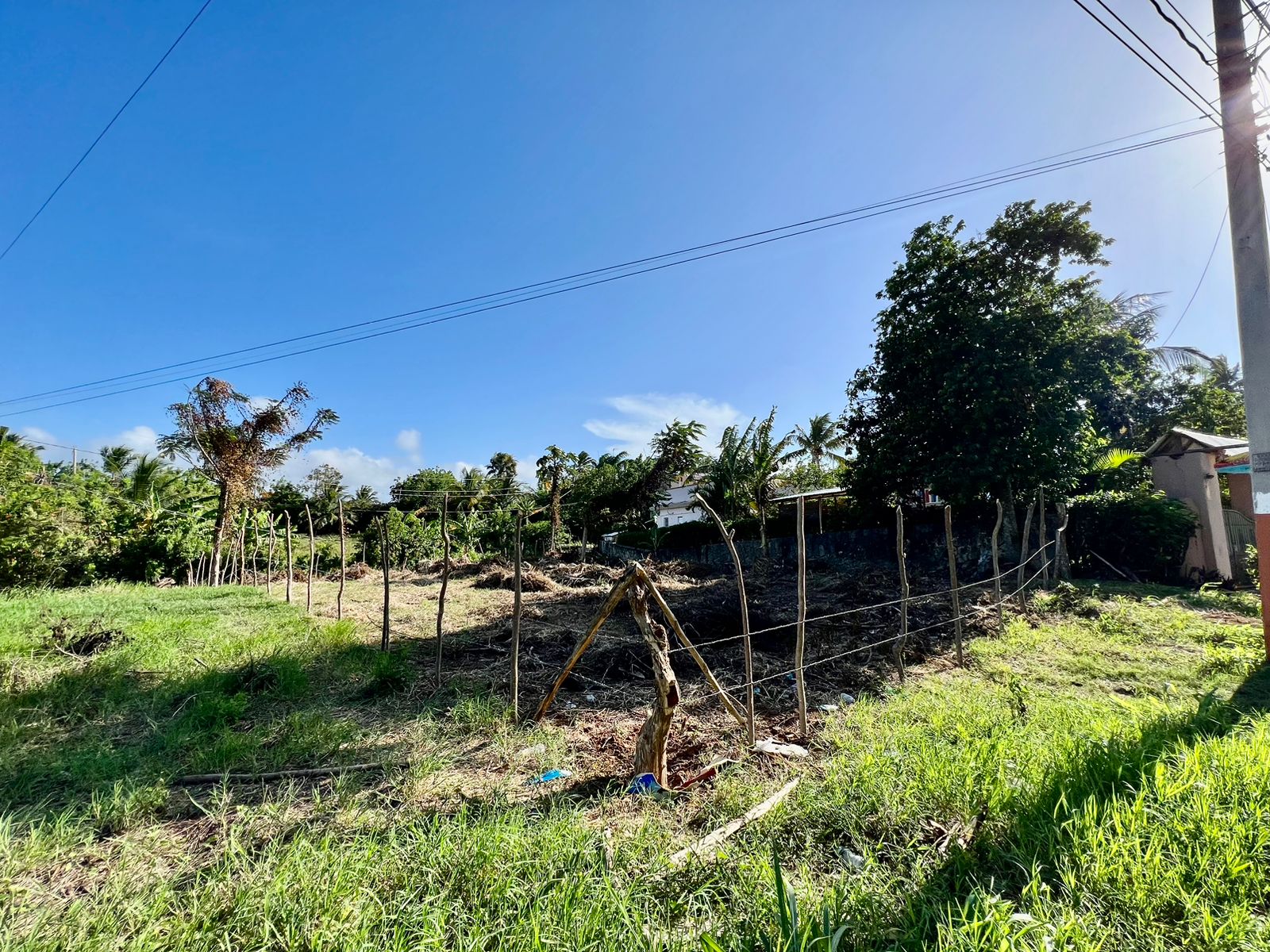 COMMERCIAL LOT ON MAIN ROAD Encuentro commercial lot FOR SALE on main street Cabarete - photo 1
