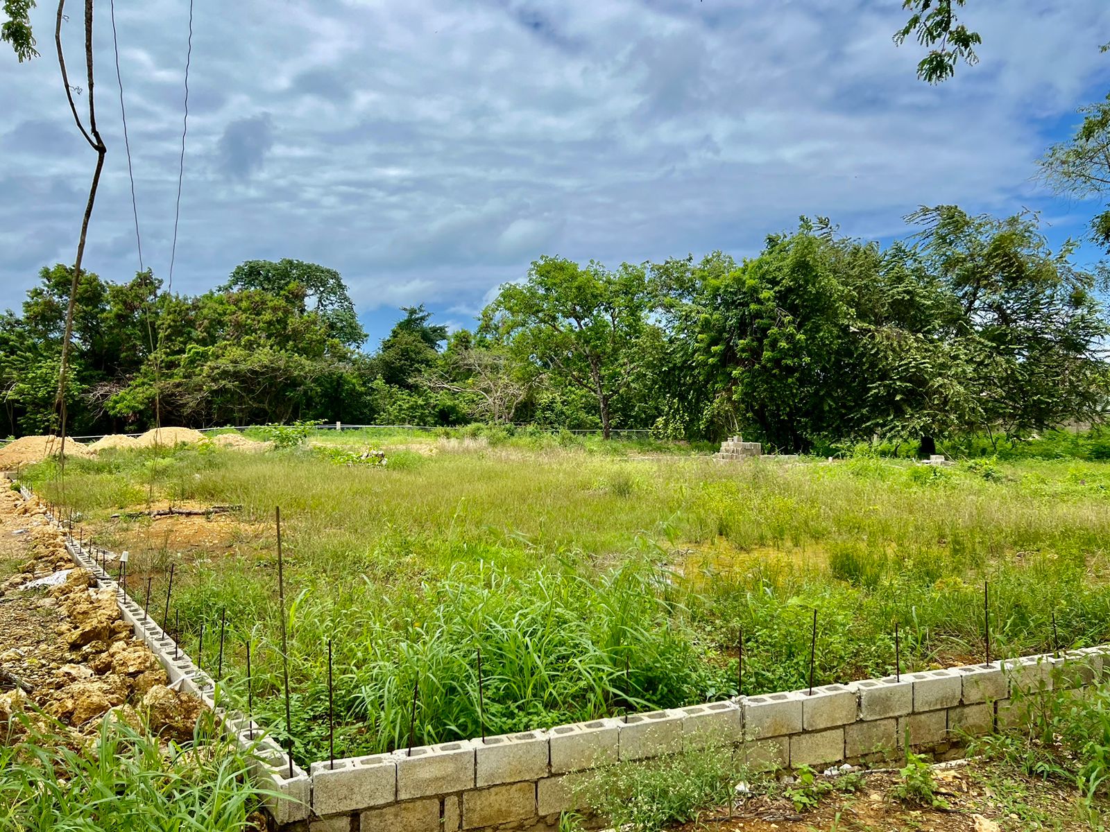 opportunity Price! Exclusive Lot in gated community ready to build - photo 2