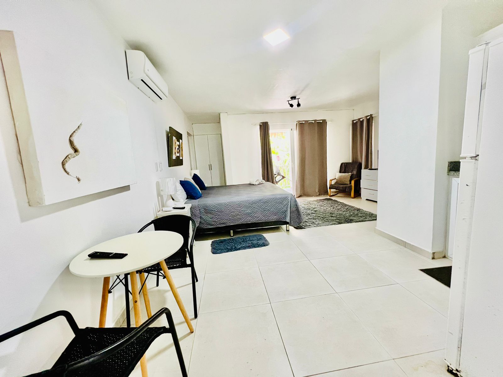 CONDO ON THE BEACH Kite Beachfront 2 bedroom condo For Sale - photo 6