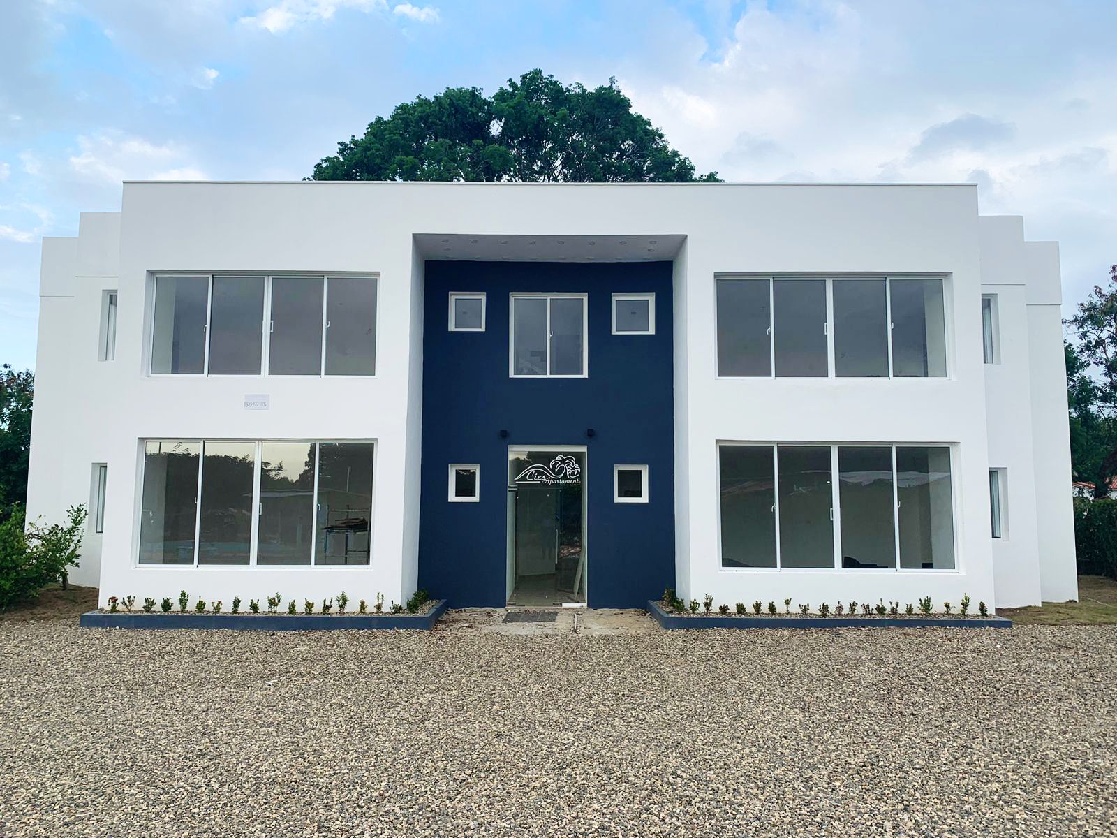 Dropped the price 100k less! Invest in a Commercial Building 4...