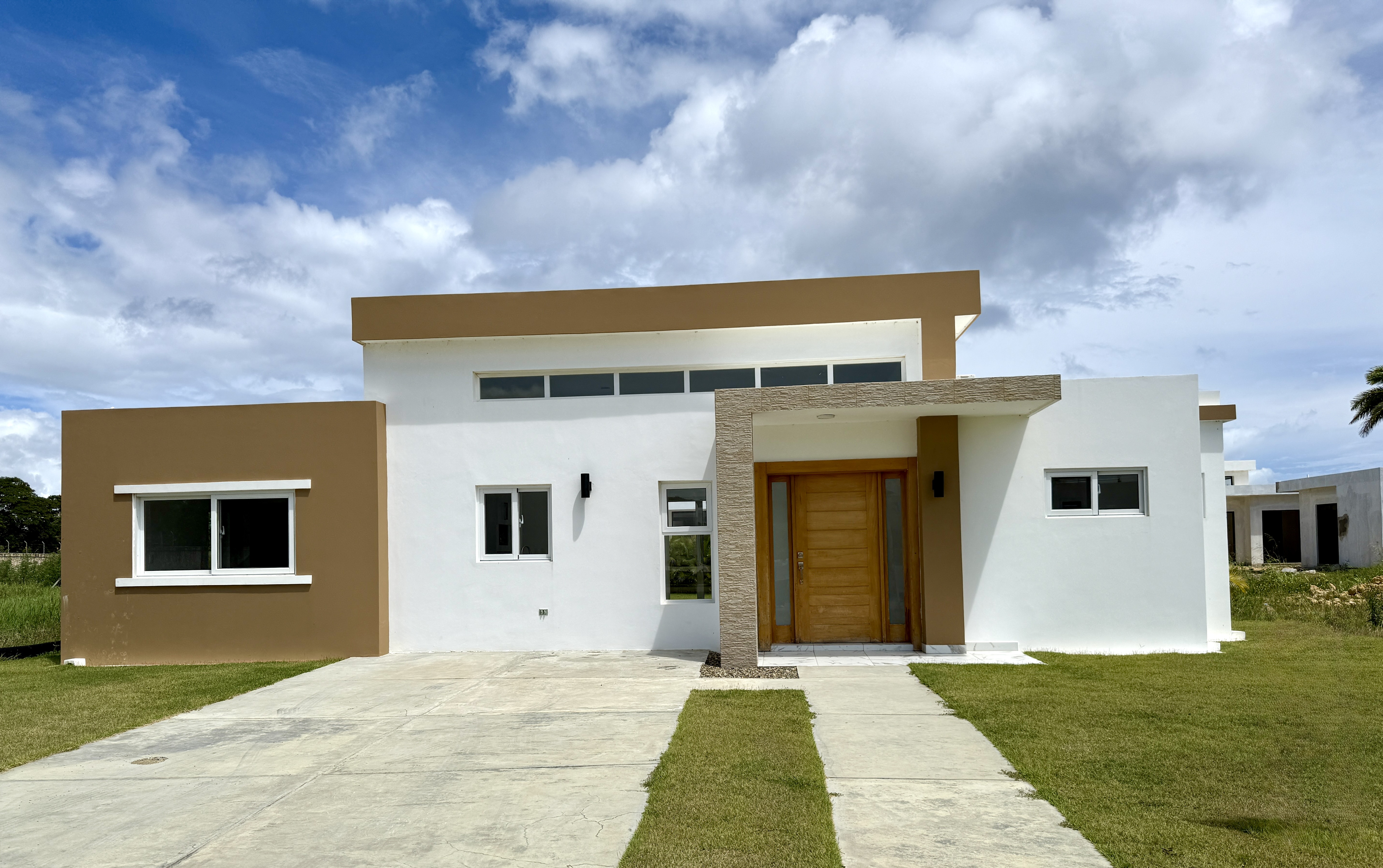 Price Cut!!!! Beautiful 3-Bedroom Villa for Sale in Sosúa Ocean Village Price Cut!!! Beautiful 3-Bedroom Villa for Sale in Sosúa Ocean Village - photo 1