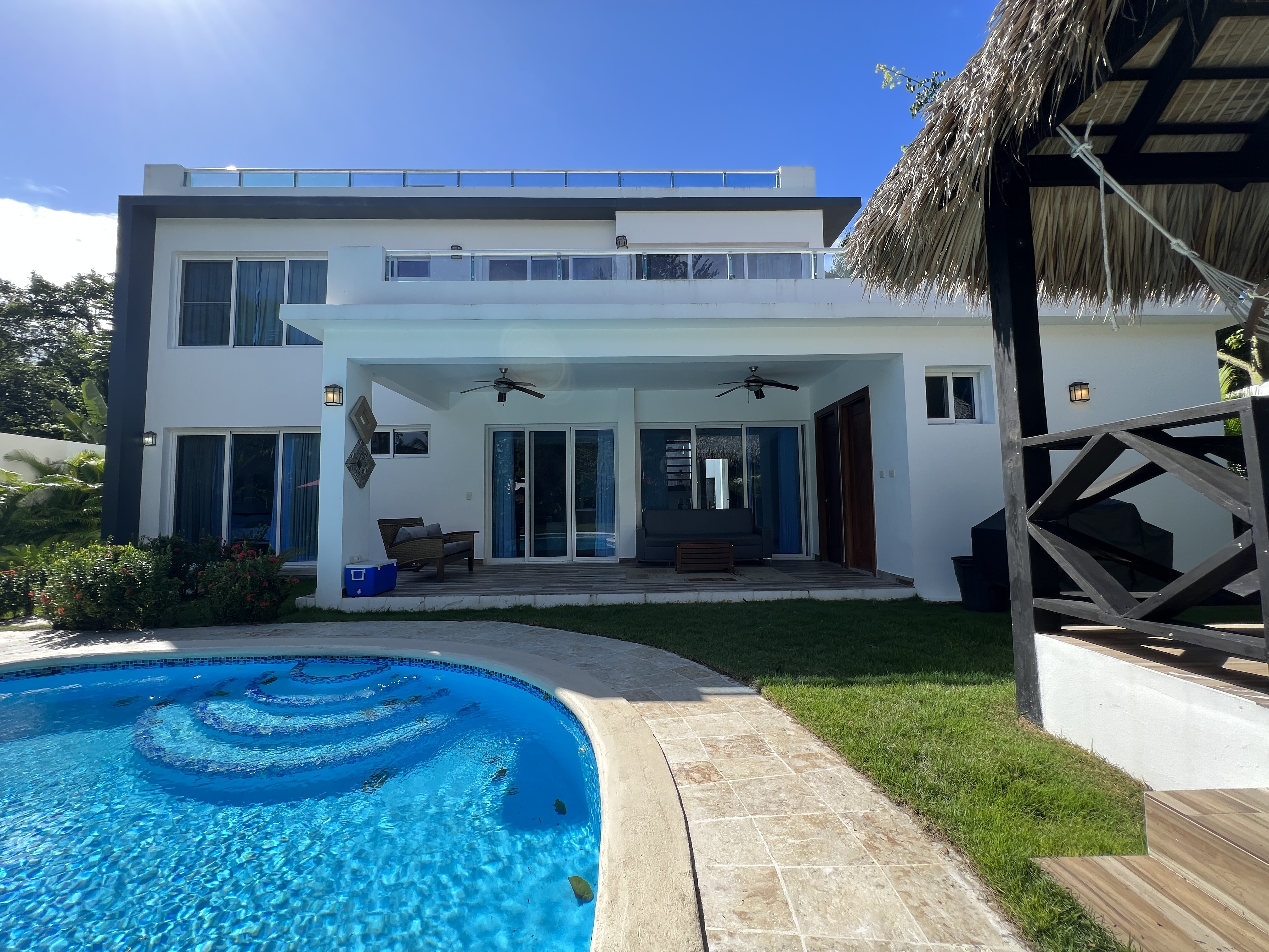 Gorgeous luxury 5 bed villa oceanfront residential in Cabarete - photo 1