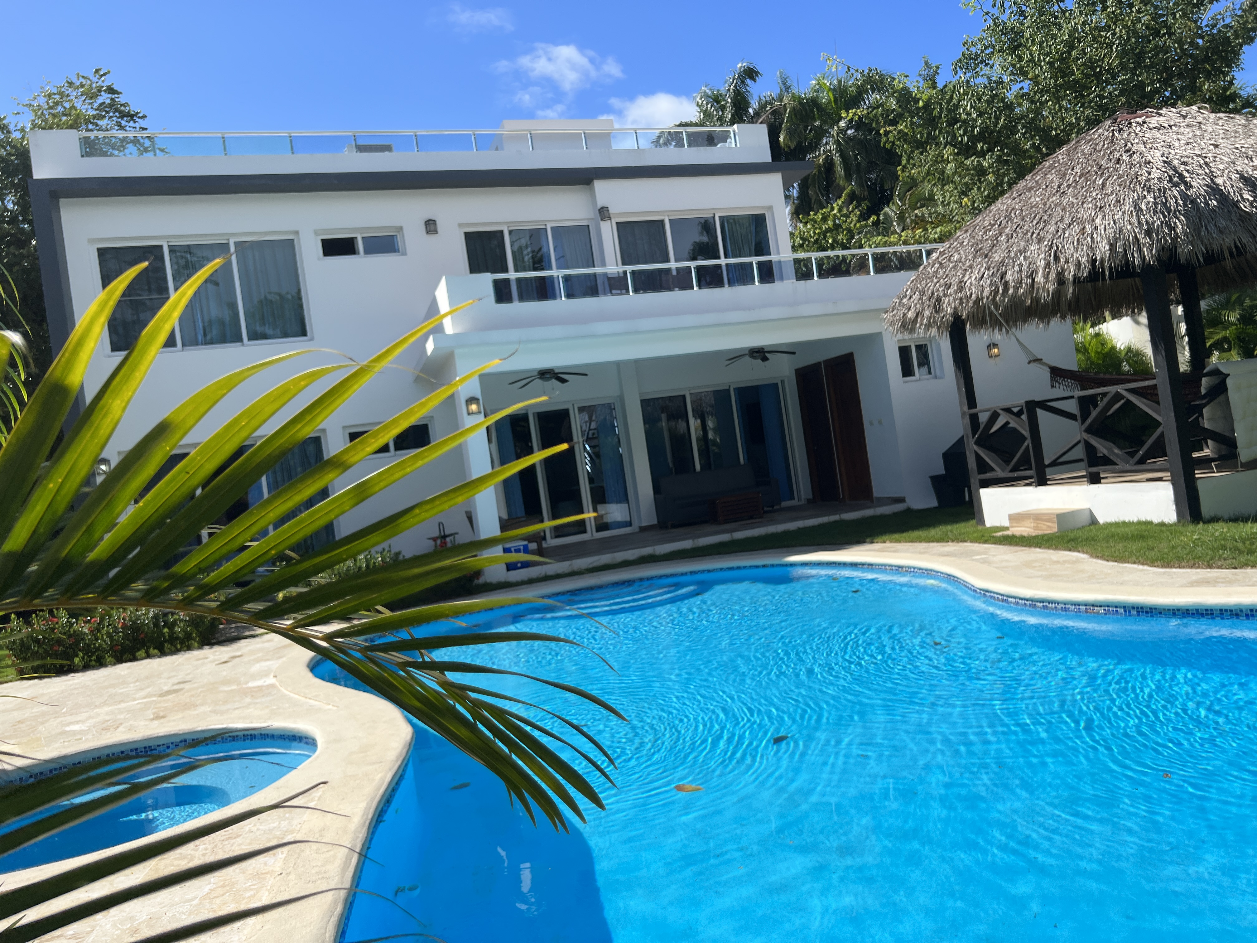 Gorgeous luxury 5 bed villa oceanfront residential in Cabarete - photo 3