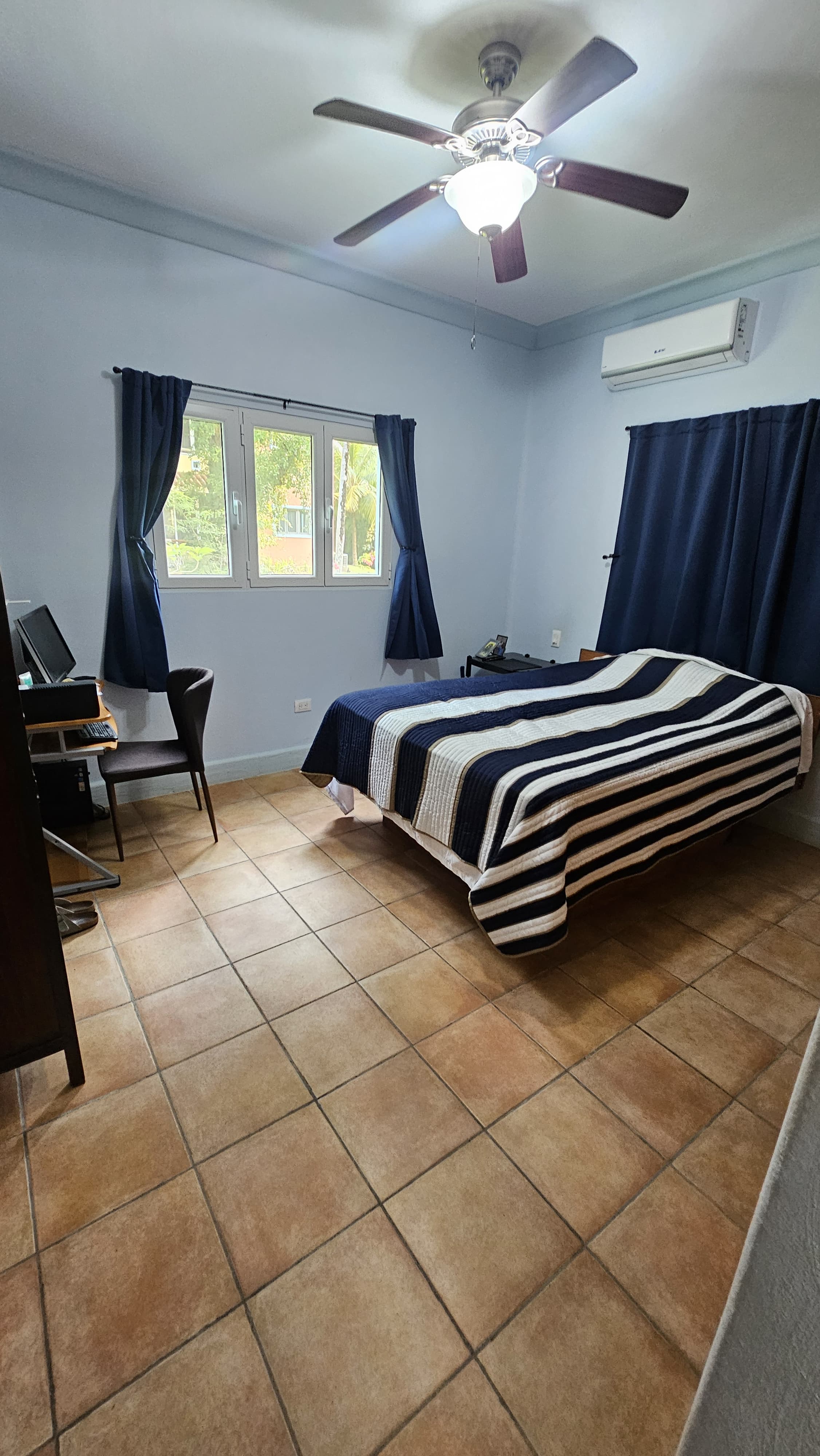 One bedroom apartment in beachfront gated community for sale - photo 2