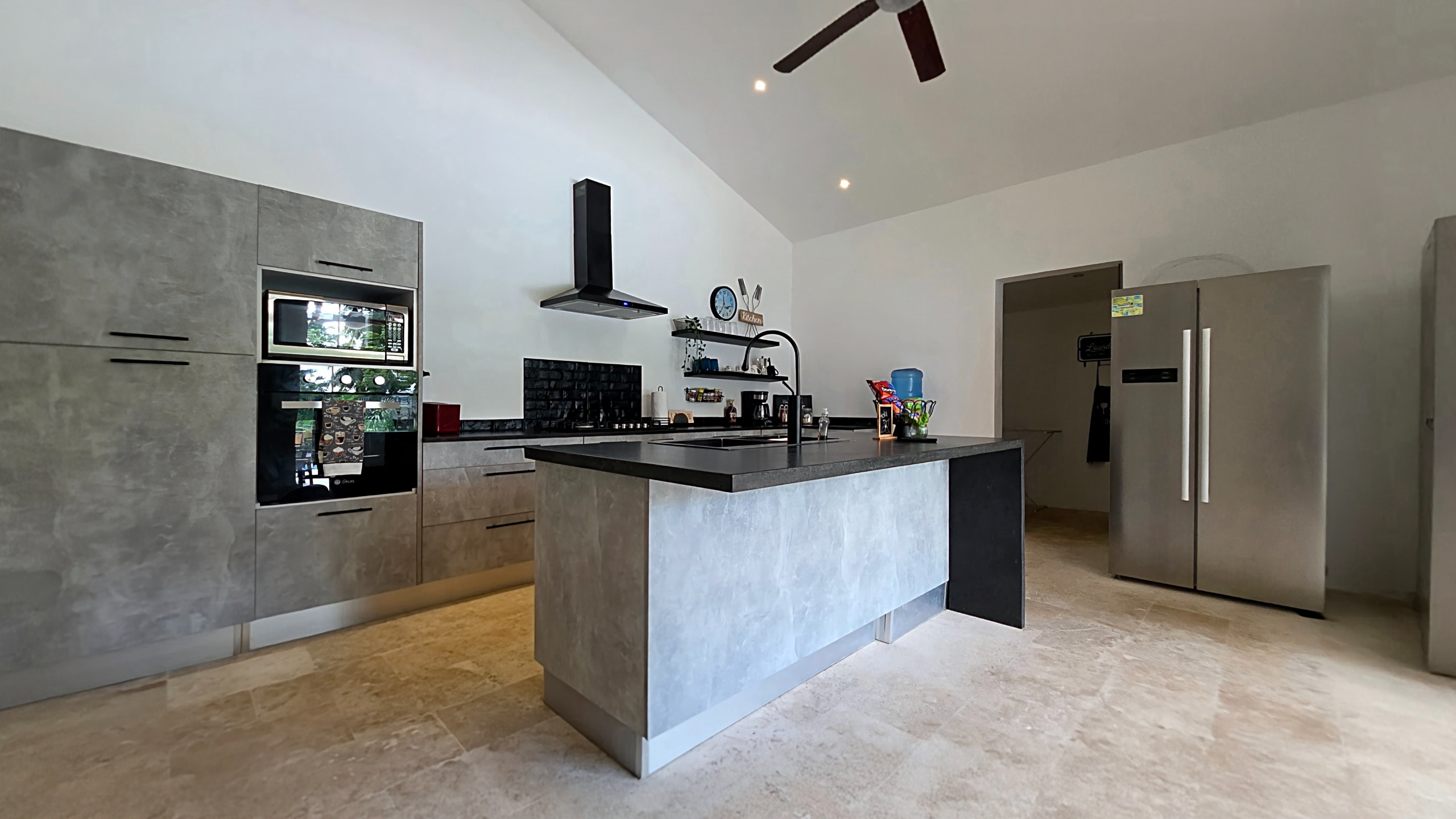 Stunning 4 Bedroom Villa - photo 2