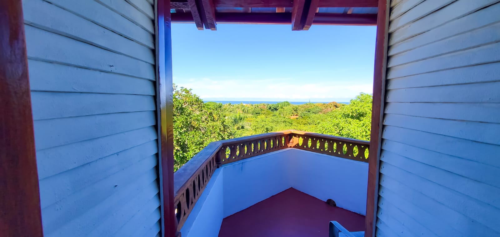 Ocean View Villa with 3 Guest Houses – Investment, Lifestyle, & Passive Income - photo 6
