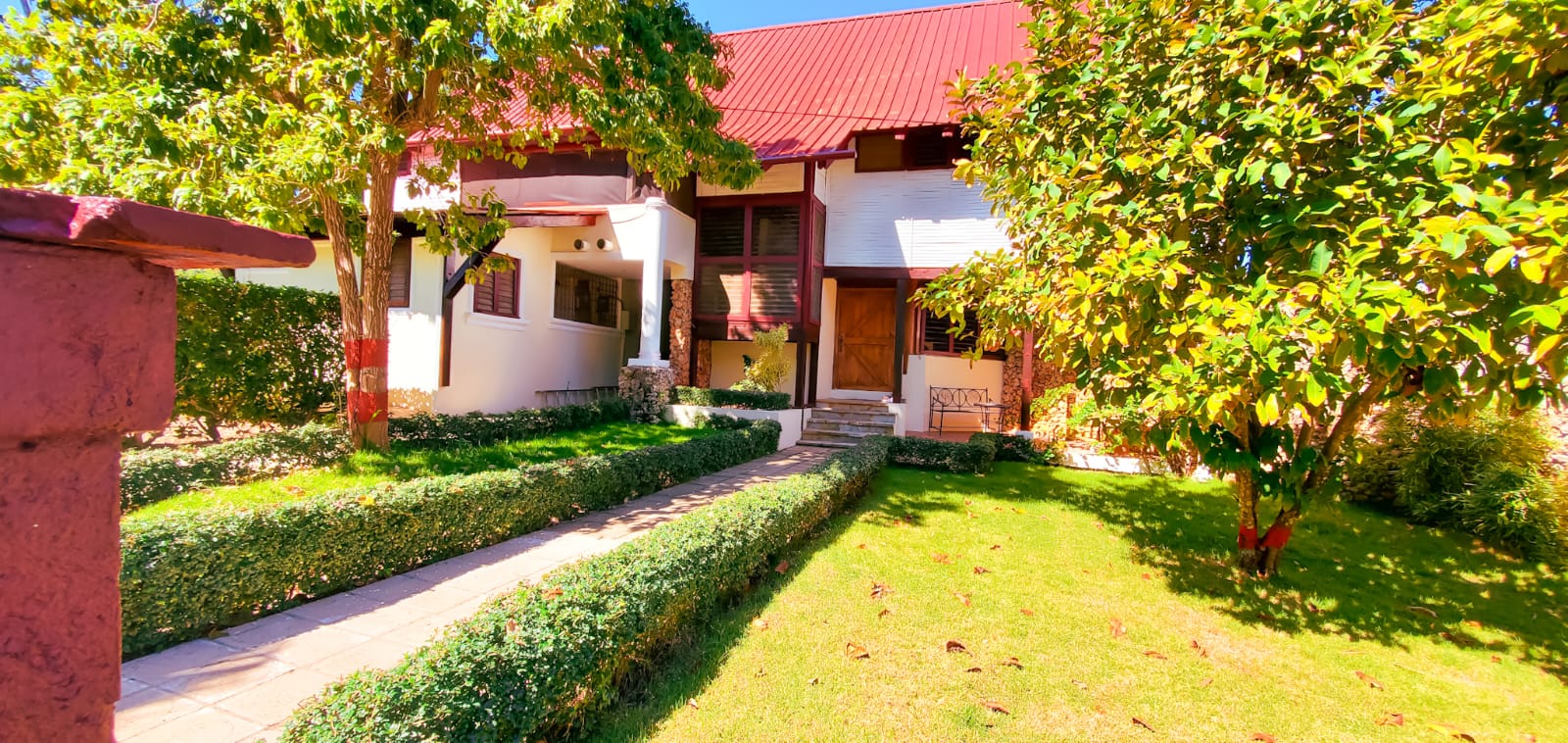 Ocean View Villa with 3 Guest Houses – Investment, Lifestyle, & Passive Income - photo 5