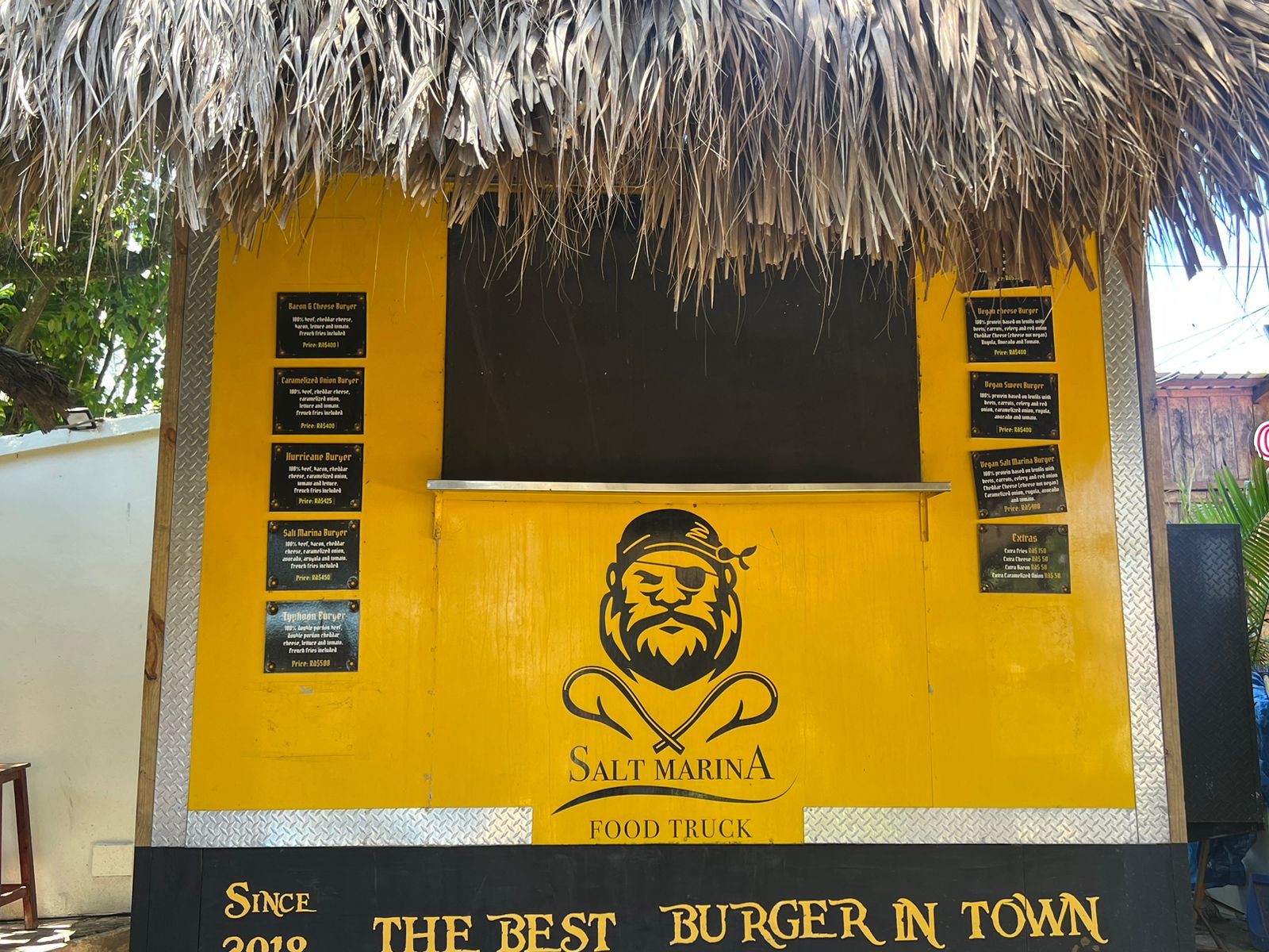 FOOD TRUCK with famous brand name FOR SALE in Cabarete FOOD TRUCK IN ENCUENTRO FOR SALE - photo 2