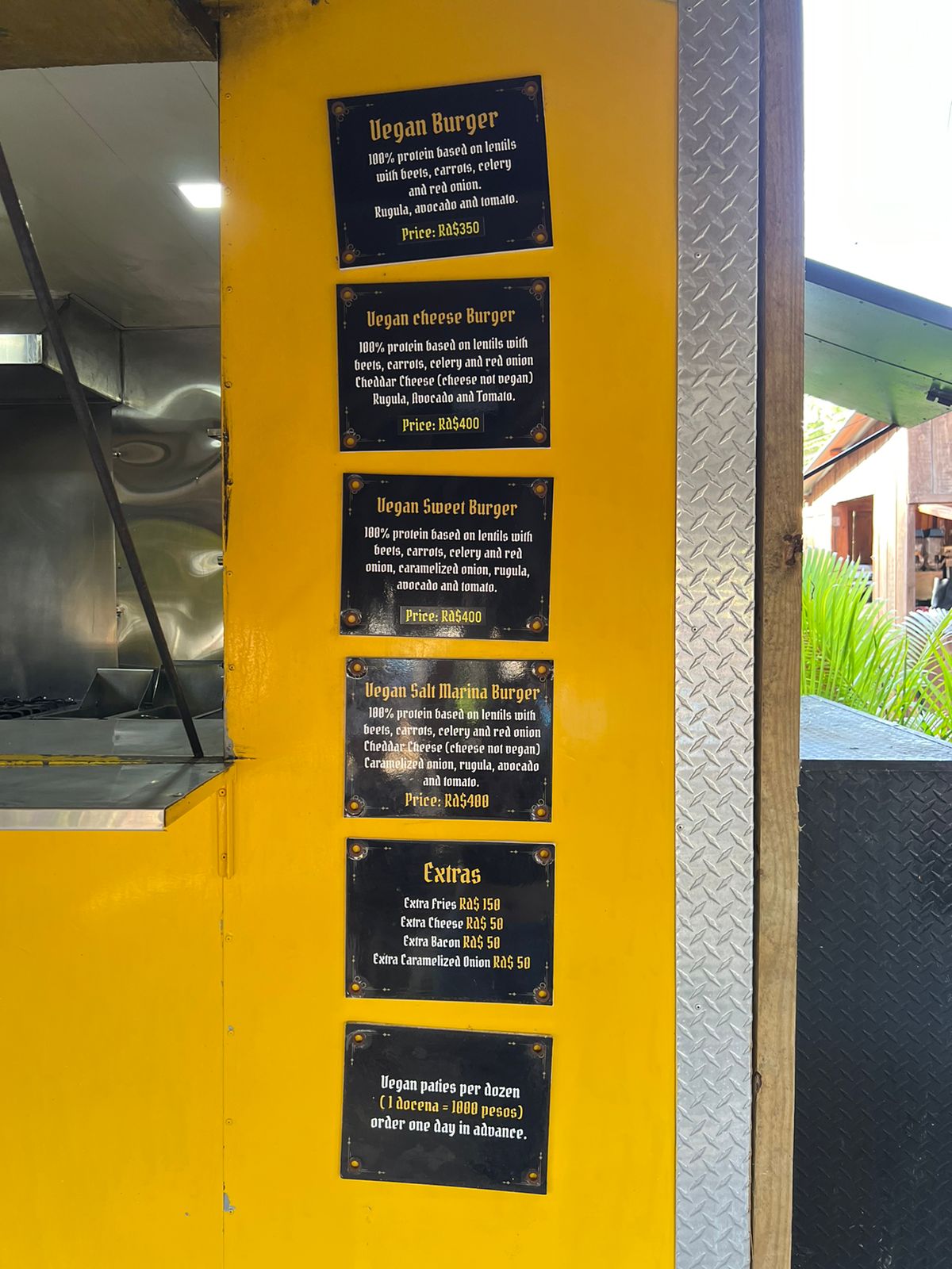 FOOD TRUCK with famous brand name FOR SALE in Cabarete FOOD TRUCK IN ENCUENTRO FOR SALE - photo 6