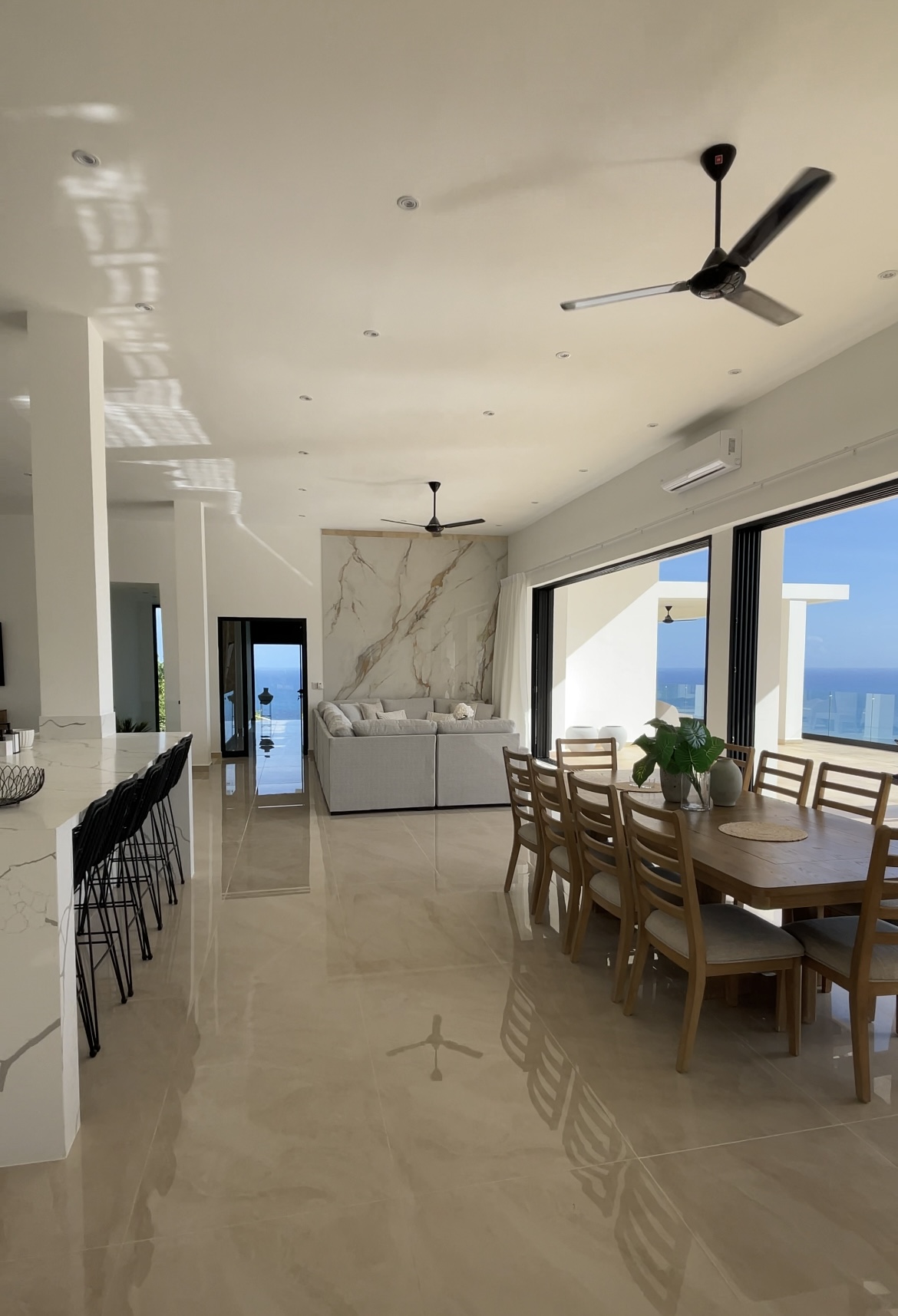 7-Bedroom Villa with Ocean View near the Beach in Las Terrenas for Sale - photo 3