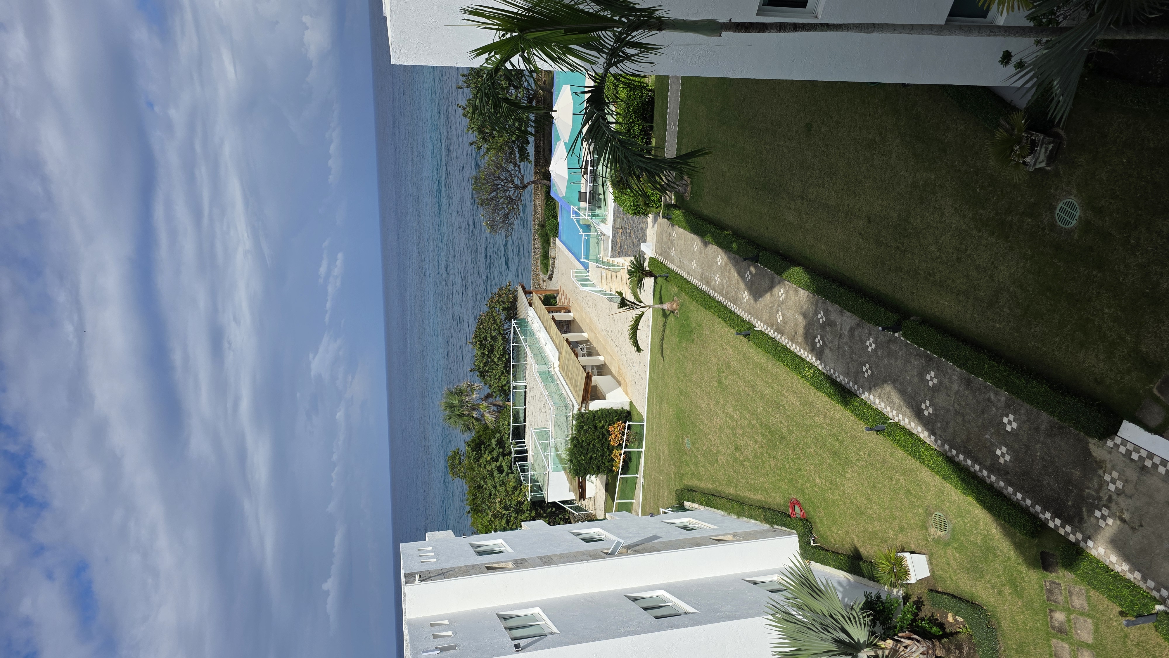 Two Bed Penthouse OceanFront For Sale Two Bed Oceanfront Penthouse For Sale - photo 6