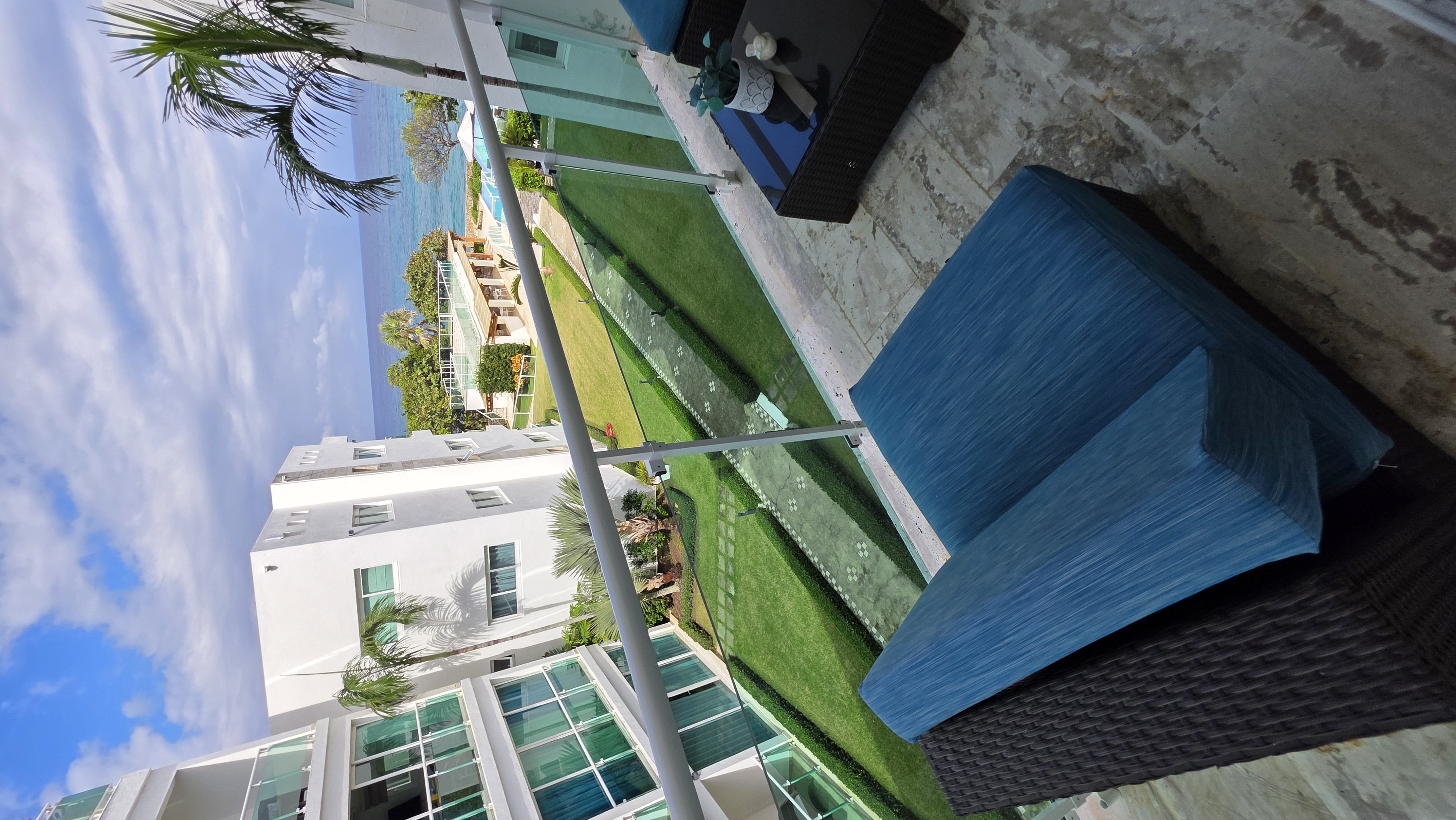 Two Bed Penthouse OceanFront For Sale Two Bed Oceanfront Penthouse For Sale - photo 5