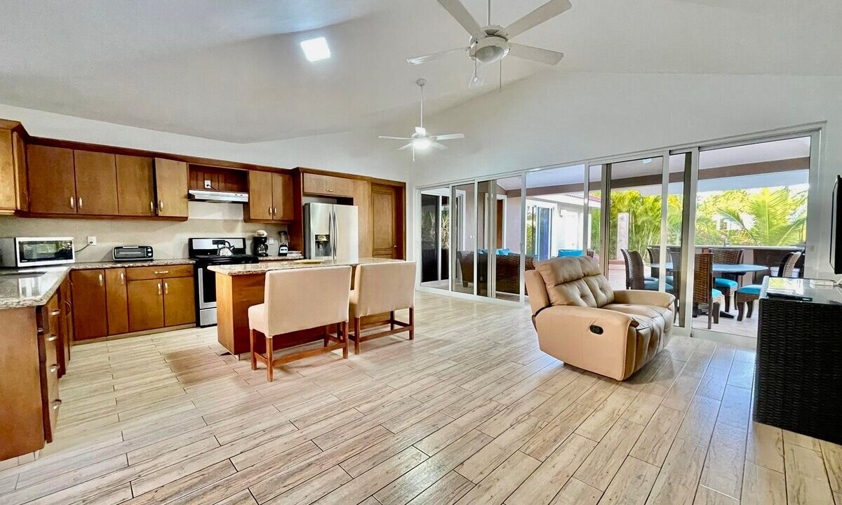 Turnkey 3 Bedroom Villa In Gated Community - photo 4